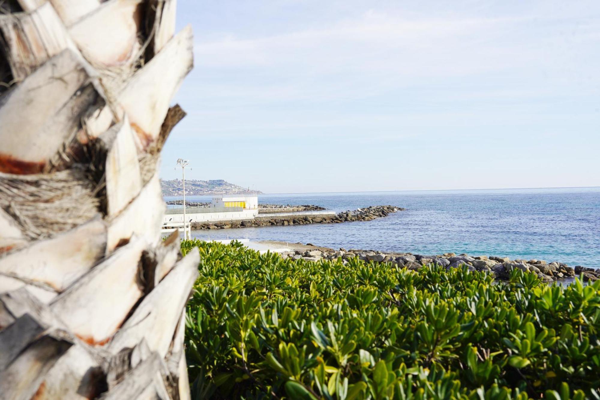 Villa Rita Sea Front View Sanremo - Parcheggio Gratuito In Struttura Exterior photo